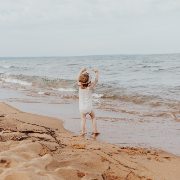 Meet your Posher, Danielle - Picture 6 of 6